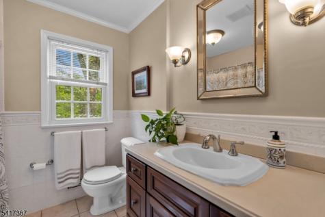 78 Ambar Place Bernardsville NJ 07924