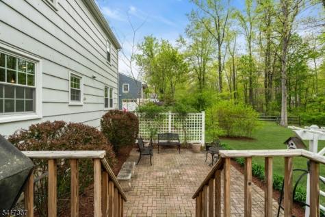 78 Ambar Place Bernardsville NJ 07924