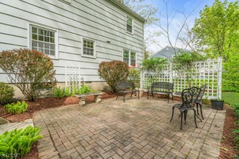 78 Ambar Place Bernardsville NJ 07924