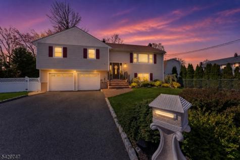 68 Doris Way Clark NJ 07066