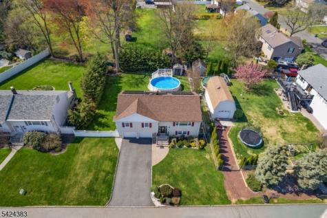 68 Doris Way Clark NJ 07066