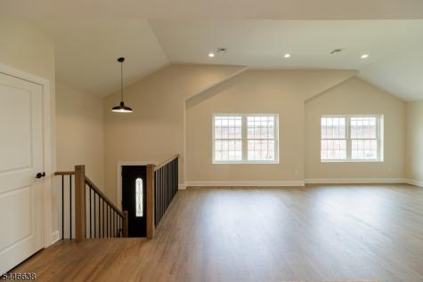 217 W 2nd Avenue Roselle NJ 07203