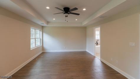 217 W 2nd Avenue Roselle NJ 07203
