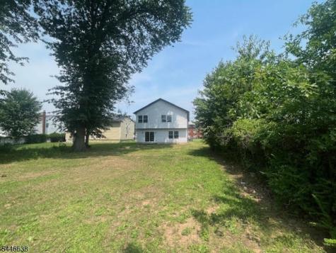 217 W 2nd Avenue Roselle NJ 07203