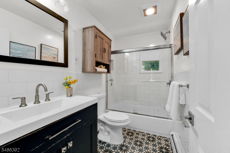 15 Hillside Avenue Hopatcong NJ 07843