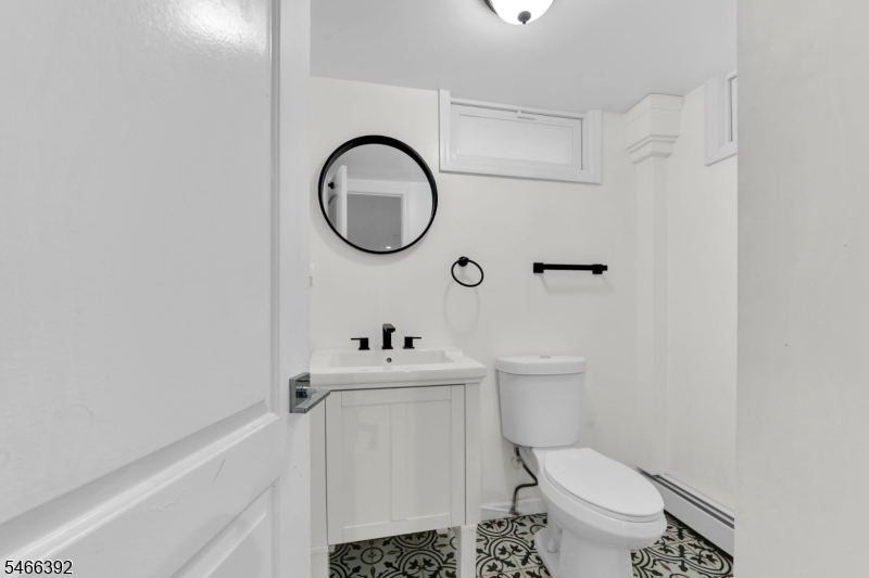 15 Hillside Avenue Hopatcong NJ 07843