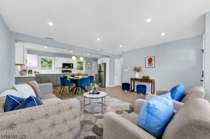 15 Hillside Avenue Hopatcong NJ 07843