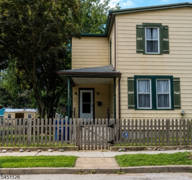1011 W 4th Street Florence NJ 08518