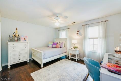 5 Crestview Lane Sparta NJ 07871