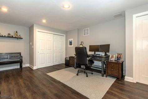 5 Crestview Lane Sparta NJ 07871
