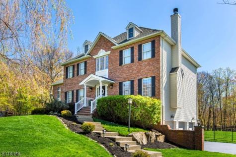 5 Crestview Lane Sparta NJ 07871