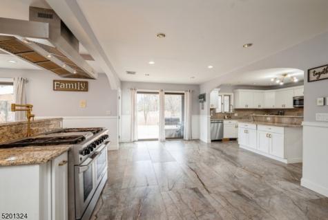 15 Fox Run North Caldwell NJ 07006