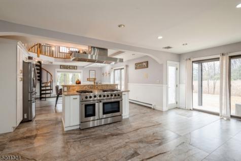 15 Fox Run North Caldwell NJ 07006