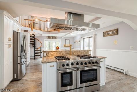 15 Fox Run North Caldwell NJ 07006