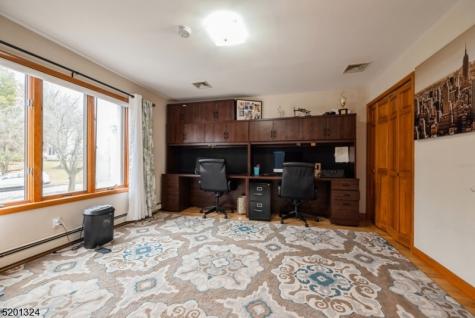 15 Fox Run North Caldwell NJ 07006