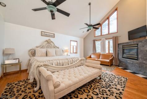 15 Fox Run North Caldwell NJ 07006