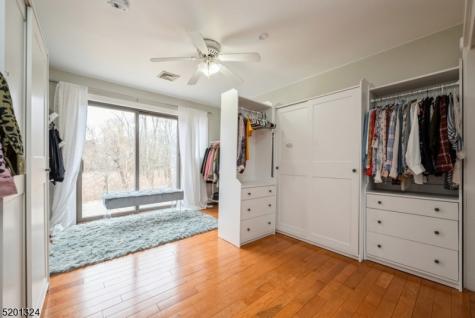 15 Fox Run North Caldwell NJ 07006