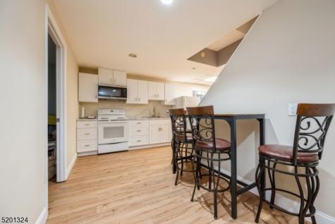 15 Fox Run North Caldwell NJ 07006