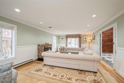 15 Fox Run North Caldwell NJ 07006