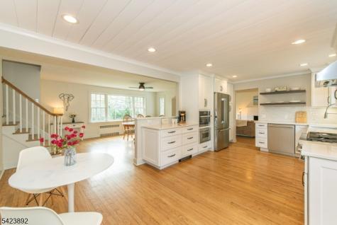289 Boulevard Mountain Lakes NJ 07046