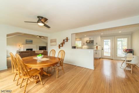 289 Boulevard Mountain Lakes NJ 07046