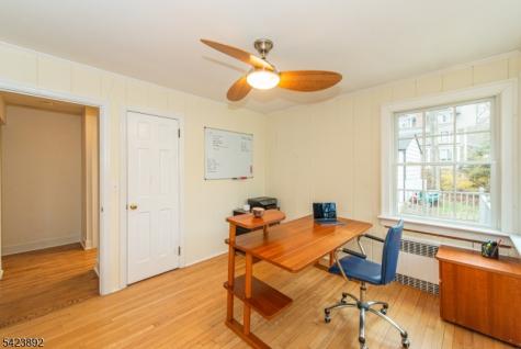 289 Boulevard Mountain Lakes NJ 07046