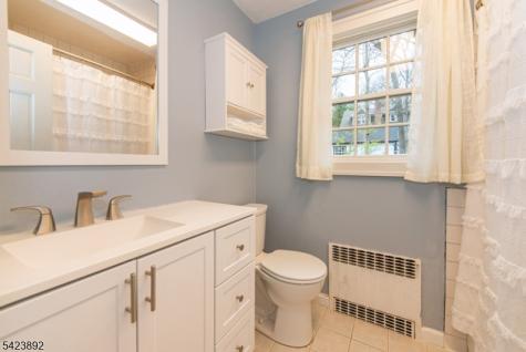 289 Boulevard Mountain Lakes NJ 07046