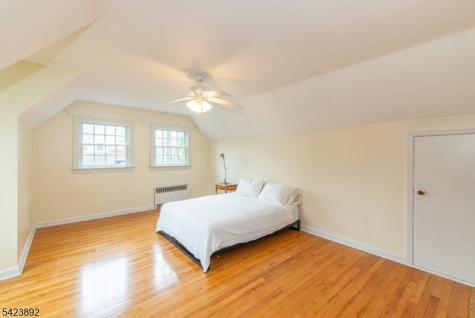 289 Boulevard Mountain Lakes NJ 07046