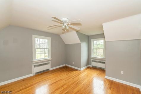 289 Boulevard Mountain Lakes NJ 07046