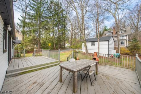 289 Boulevard Mountain Lakes NJ 07046