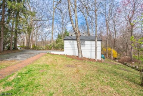 289 Boulevard Mountain Lakes NJ 07046