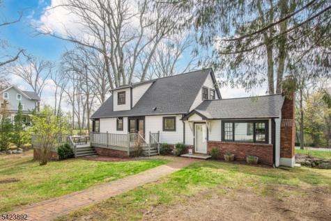 289 Boulevard Mountain Lakes NJ 07046