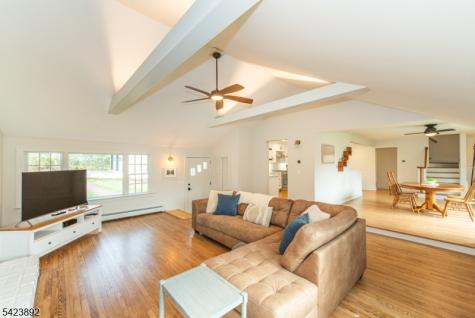 289 Boulevard Mountain Lakes NJ 07046