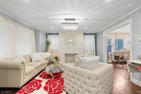 886 Degraw Avenue Newark NJ 07104