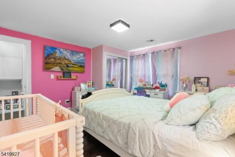 886 Degraw Avenue Newark NJ 07104