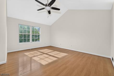 1304 Brian Circle Greenwich NJ 08886