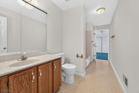 1304 Brian Circle Greenwich NJ 08886