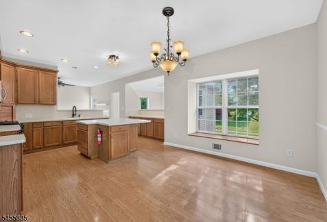 1304 Brian Circle Greenwich NJ 08886