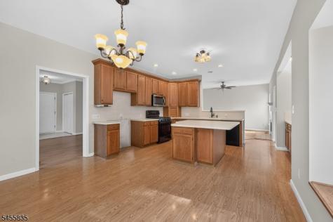 1304 Brian Circle Greenwich NJ 08886
