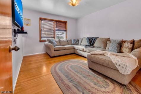 20 Bergen Avenue North Arlington NJ 07031