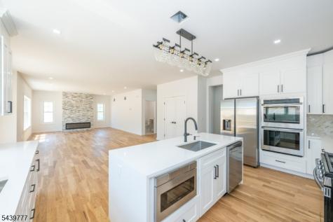 9 Emerald Drive Hardyston NJ 07419