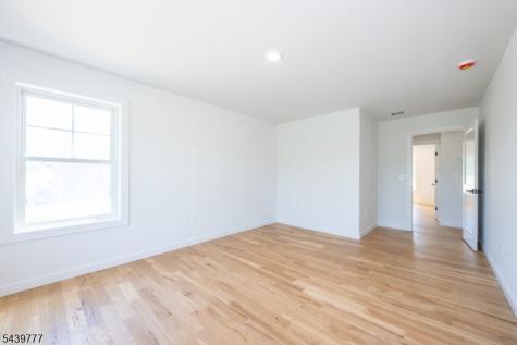 9 Emerald Drive Hardyston NJ 07419