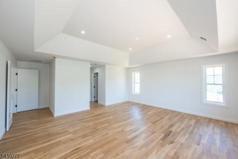 9 Emerald Drive Hardyston NJ 07419
