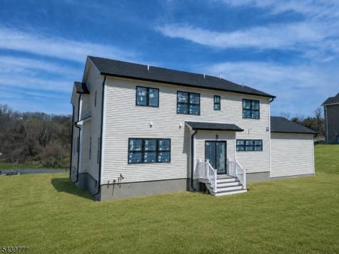 9 Emerald Drive Hardyston NJ 07419