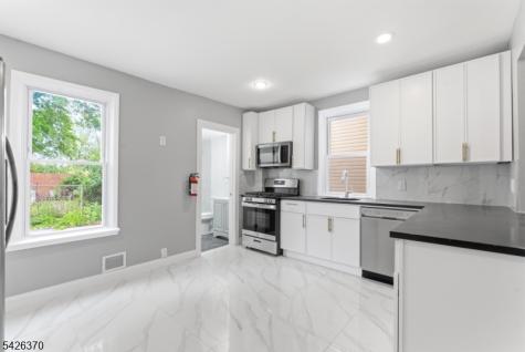 81 Westfield Avenue Elizabeth NJ 07208