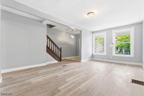 81 Westfield Avenue Elizabeth NJ 07208
