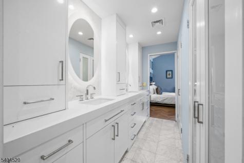451 Mountain Avenue North Caldwell NJ 07006