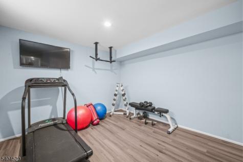 451 Mountain Avenue North Caldwell NJ 07006