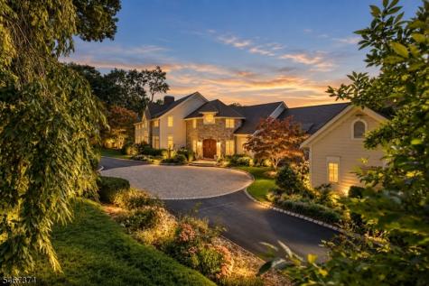 19 Heritage Court Bernardsville NJ 07924