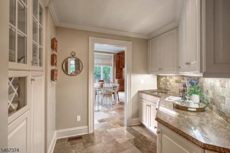 19 Heritage Court Bernardsville NJ 07924